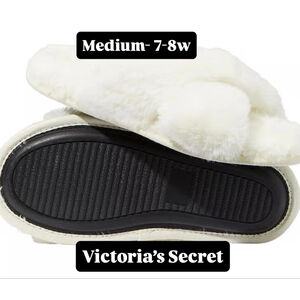 PINK Victoria's Secret Cream Fuzzy sippers women 7, 7.5, 8